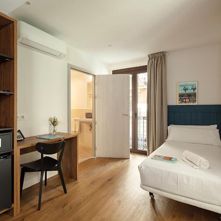 Som Nit Port Vell Hotel Barcelona Exterior photo