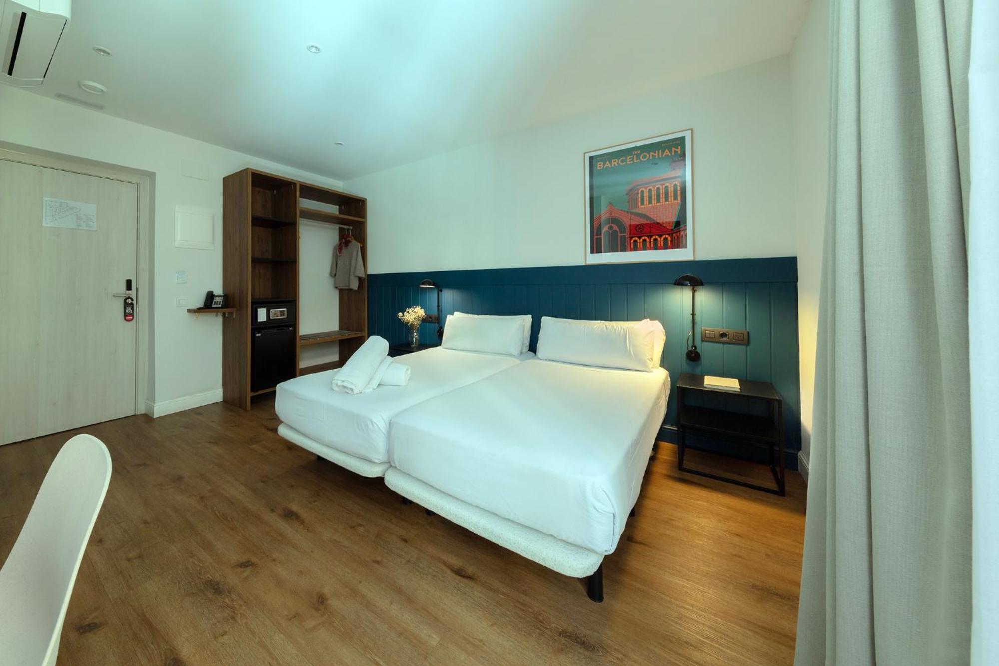 Som Nit Port Vell Hotel Barcelona Exterior photo
